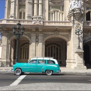 Meet your Posher, Daniela